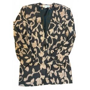 VTG Jones New York Women's Black and Beige Floral Patterned Blazer Size 8